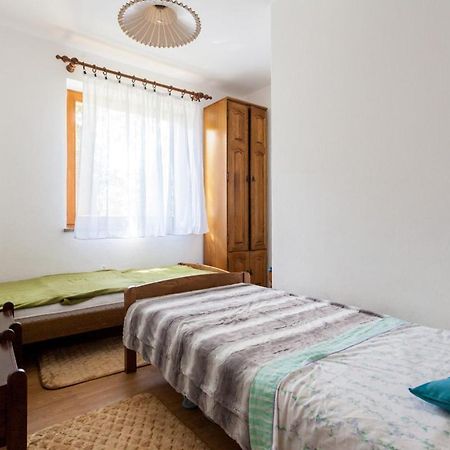 Apartments Magdalena Malinska Bagian luar foto
