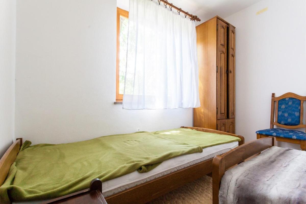 Apartments Magdalena Malinska Bagian luar foto